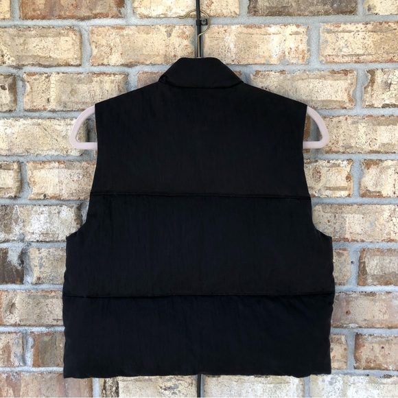 J Crew Womens Black Sleeveless Full Zip Snap Button Goose Down Puffer Vest XS - Picture 9 of 11